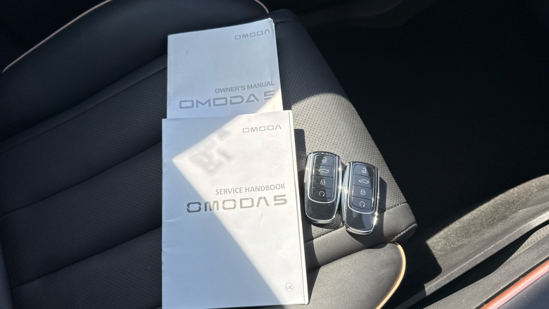 Omoda 5 1.6 TGDI Noble 5dr 7DCT Petrol Estate